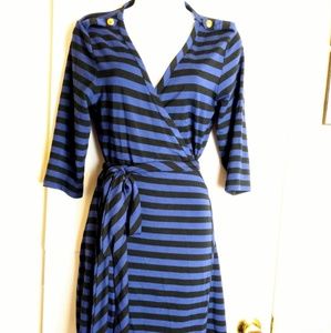 Banana Republic navy blue stripe wrap dress sz M